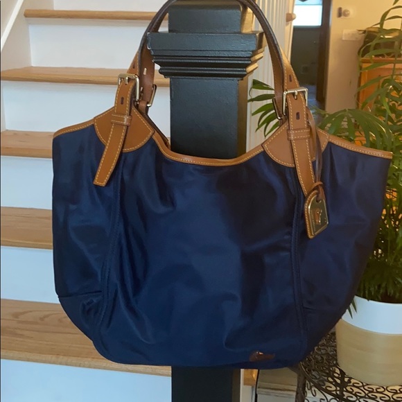 Dooney & Bourke Handbags - Dooney & Bourke bag